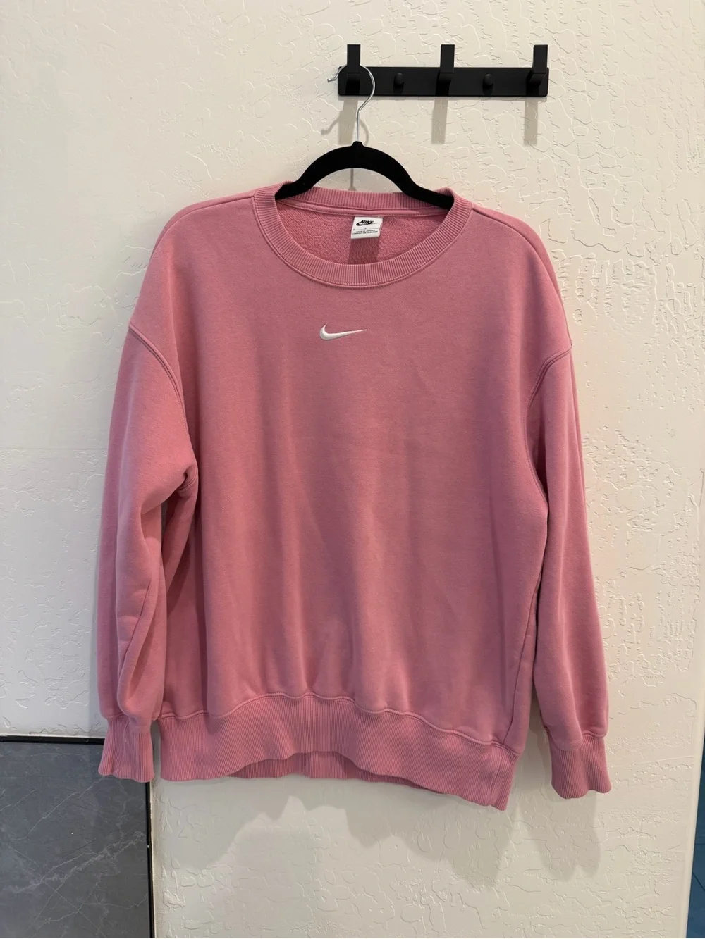 Nike Dusty Rose Crewneck oversized Sweatshirt with White Swoosh